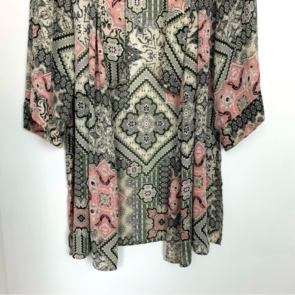 Tahari Boho Print Kimono - Picture 3 of 9